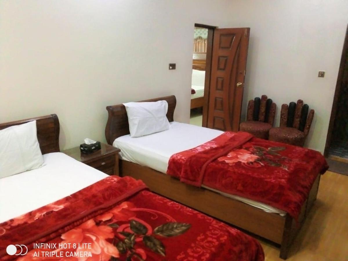 New Royal Residency Pechs Hotel Karachi Buitenkant foto
