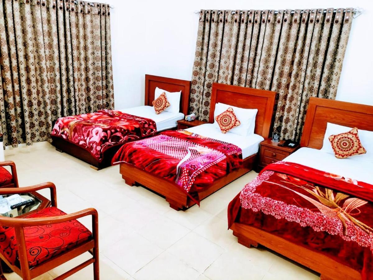 New Royal Residency Pechs Hotel Karachi Buitenkant foto